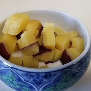 【離乳食おやつ】さつまいもの三温糖煮